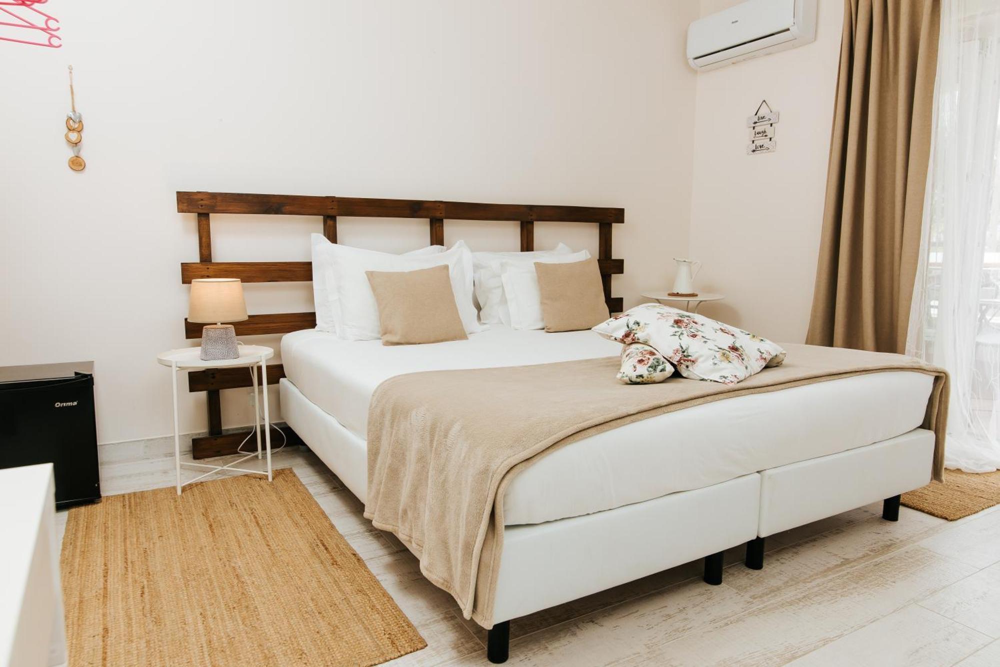 Boutique Hotel - O House Ericeira Hills Room photo